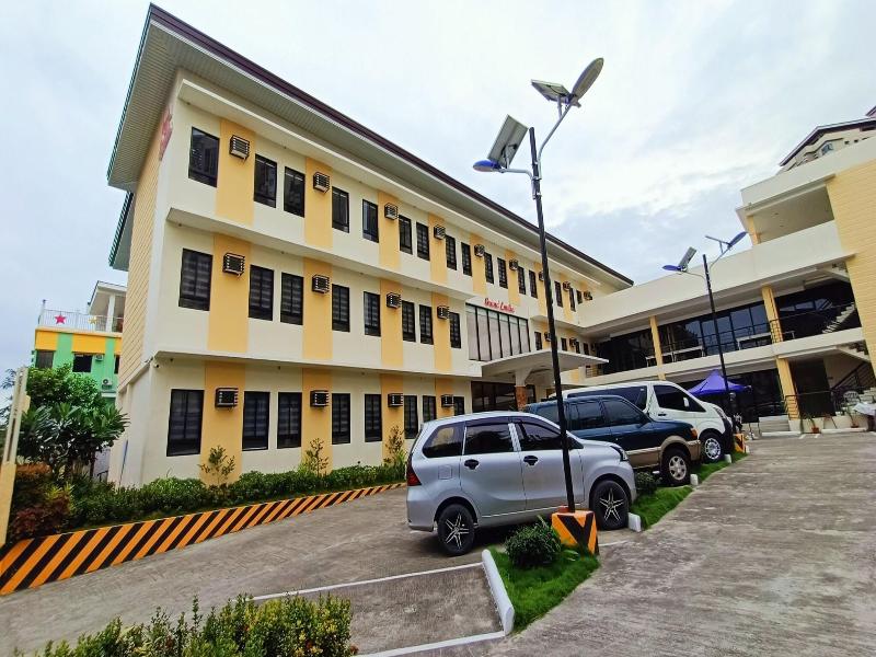 Grand Emilia Hotel image