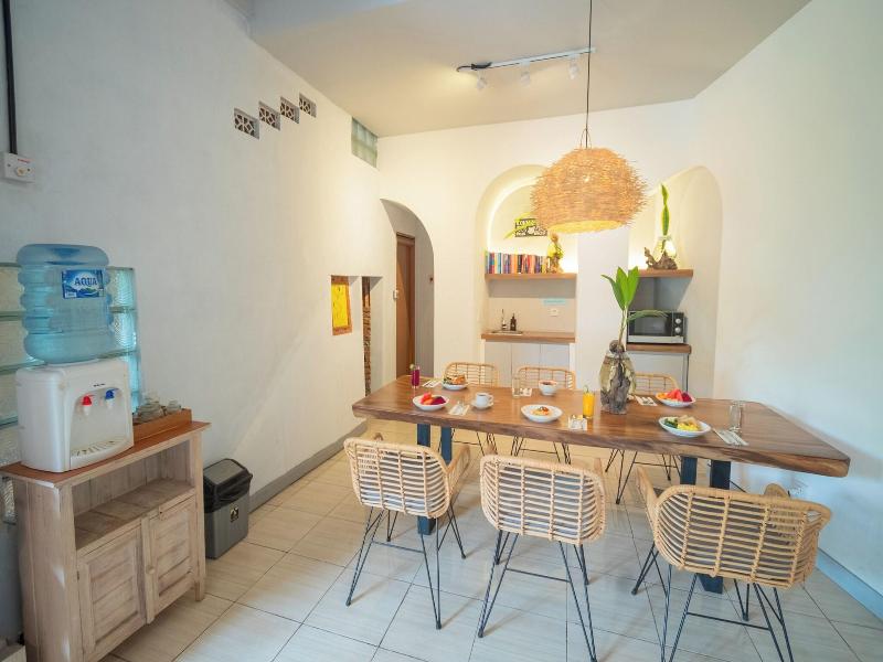 Nobody Inn Bali image