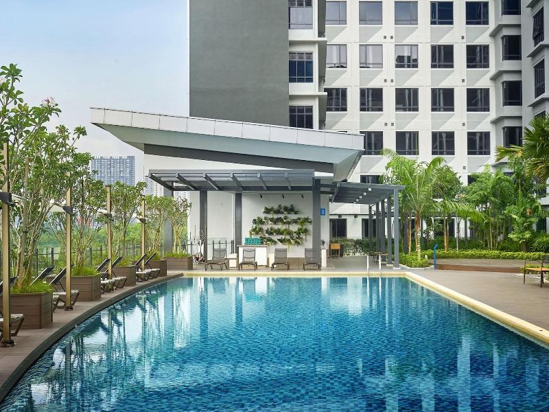 Komune Living & Wellness In The Park image