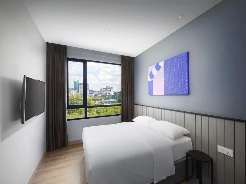 Komune Living & Wellness In The Park image