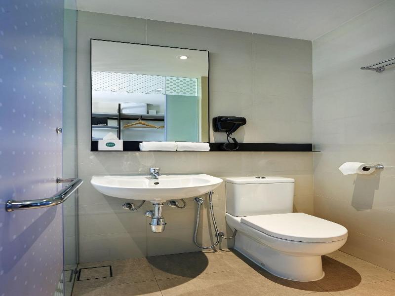 Komune Living & Wellness In The Park image