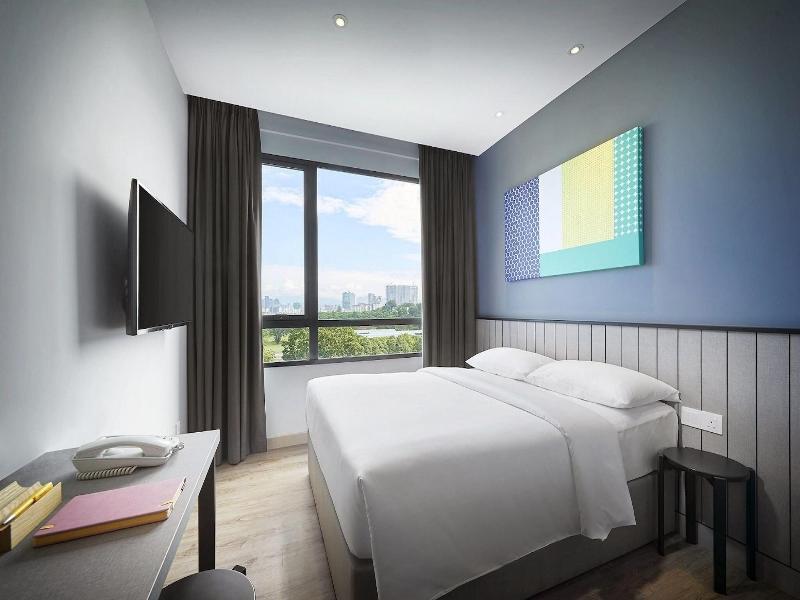 Komune Living & Wellness In The Park image