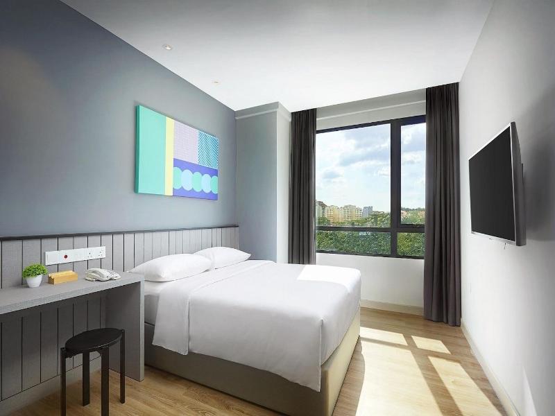 Komune Living & Wellness In The Park image