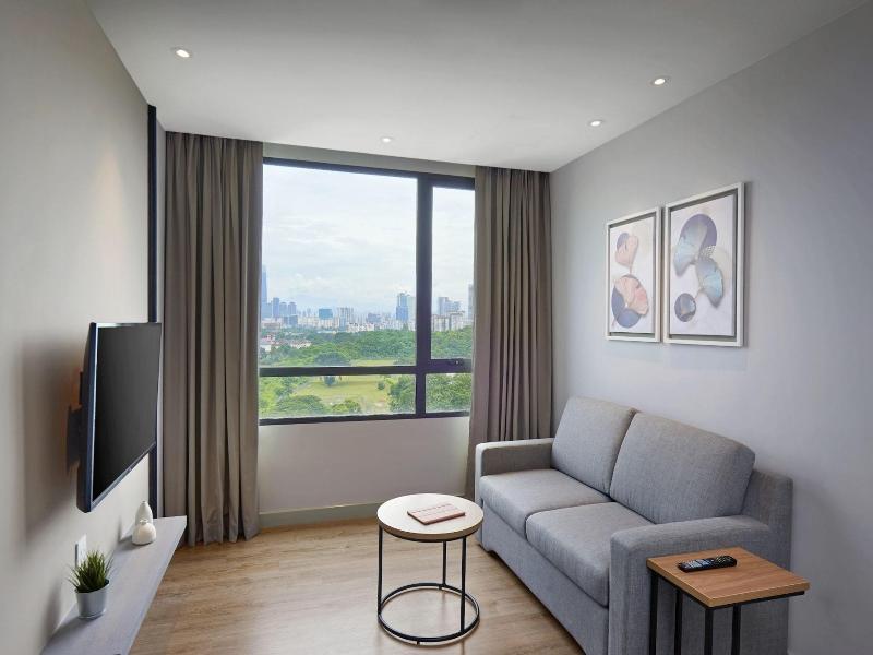 Komune Living & Wellness In The Park image