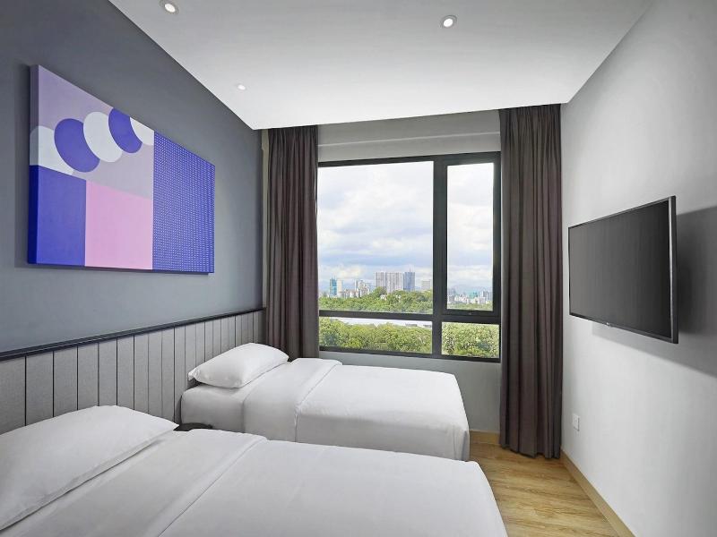 Komune Living & Wellness In The Park image