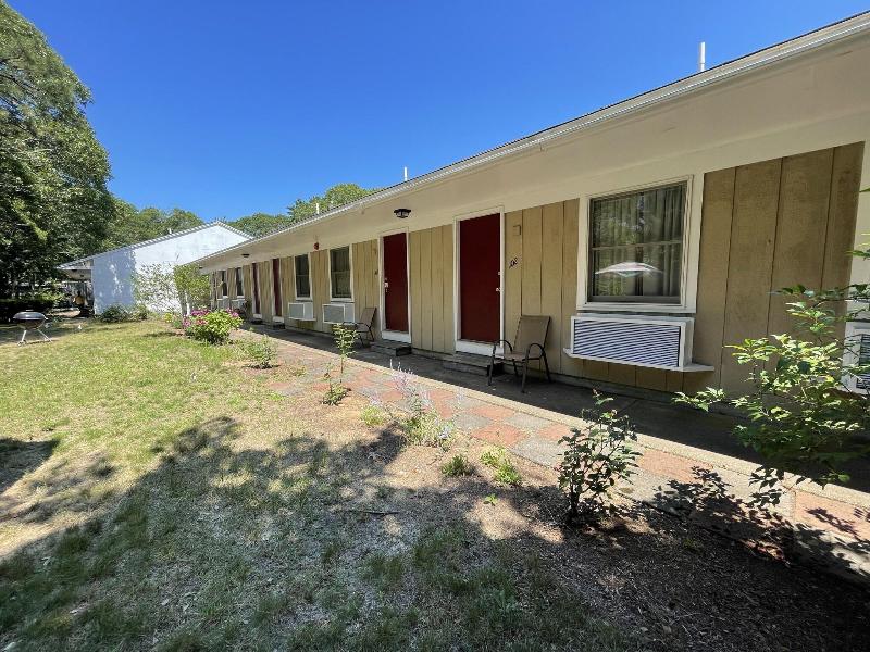 Viking Shores Motor Inn image