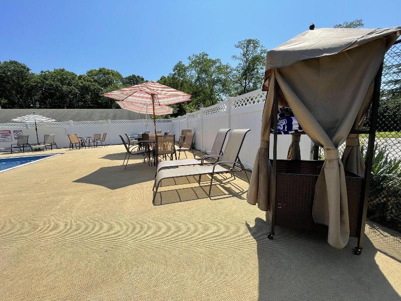 Viking Shores Motor Inn image