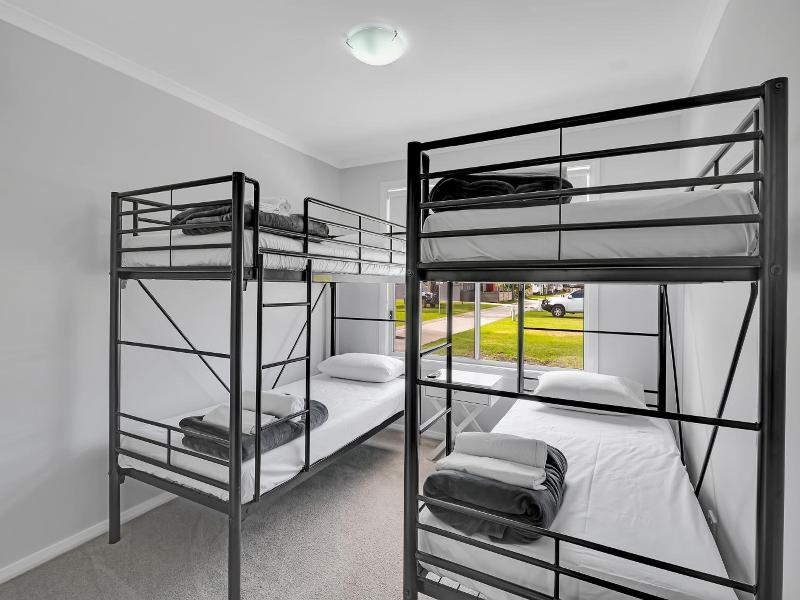 Ingenia Holidays Middle Rock image