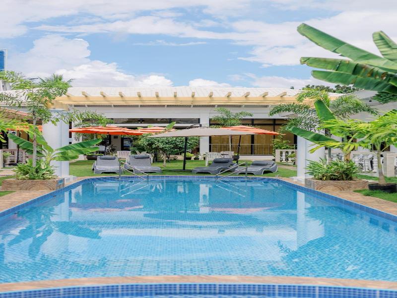 E L Westensee Resort image