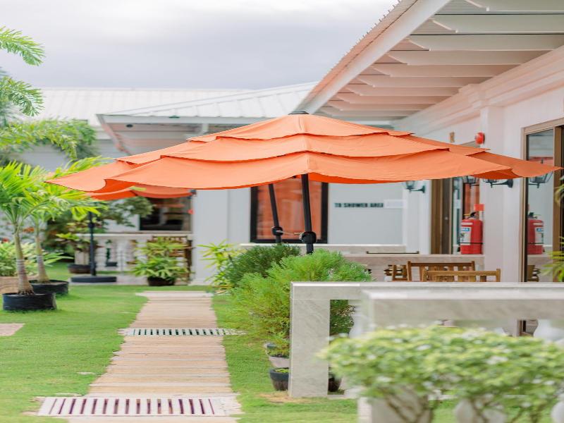 E L Westensee Resort image