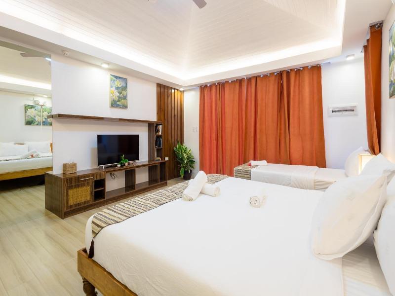E L Westensee Resort image