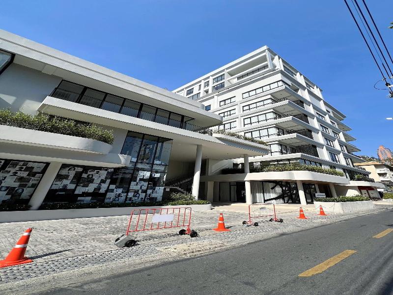 Sathorn 111 image