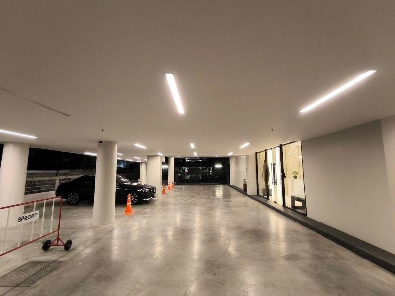 Sathorn 111 image