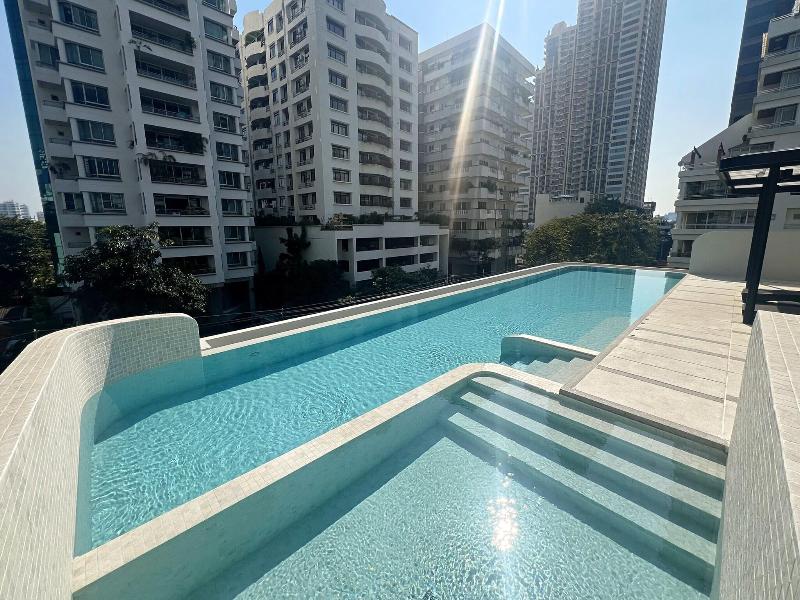 Sathorn 111 image