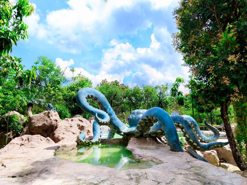 Saline Hot Spring Resort image