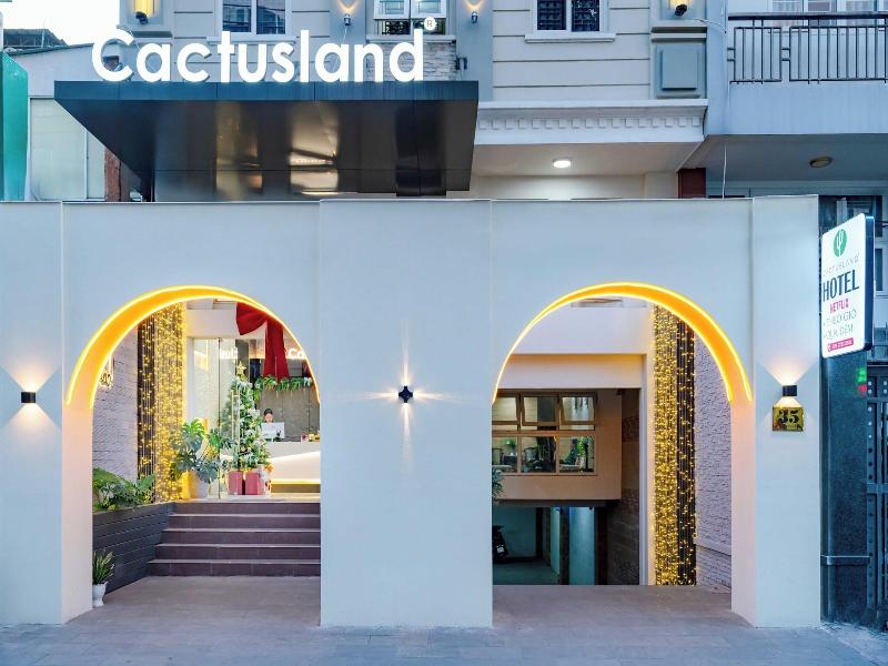 Cactusland Hotel Tan Binh image