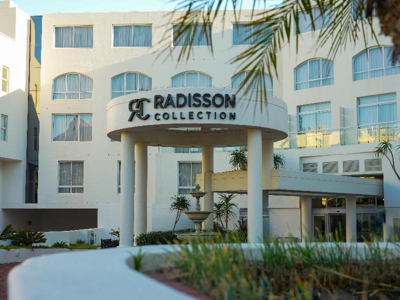 Radisson Blu Hotel Waterfront image