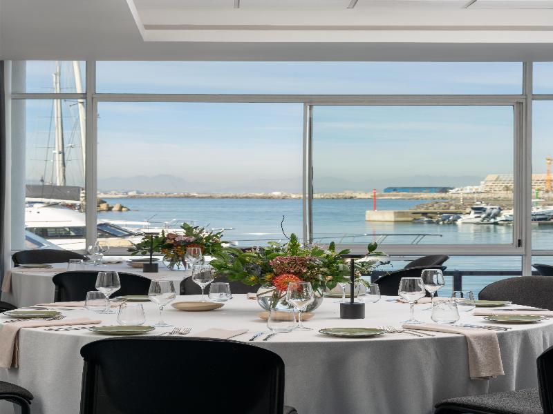 Radisson Blu Hotel Waterfront image
