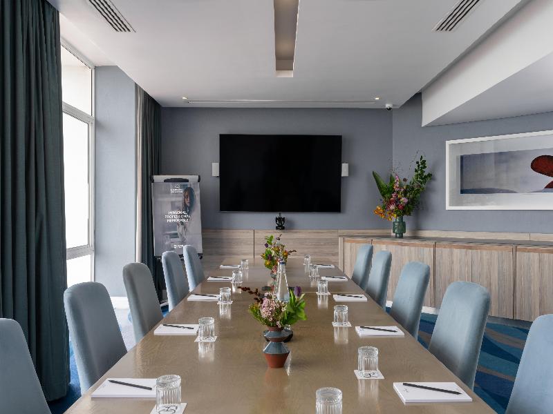 Radisson Blu Hotel Waterfront image