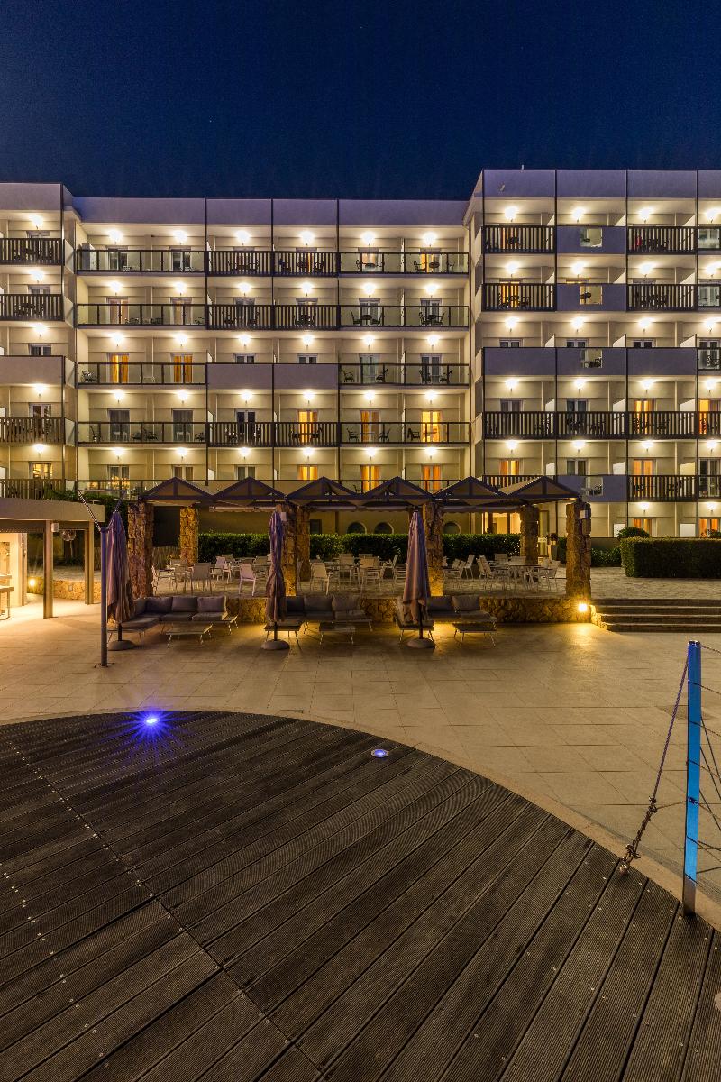 Ariti Hotel