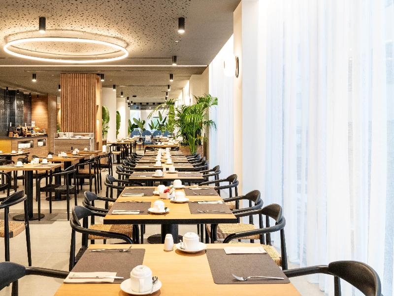 Barceló Santa Cruz Contemporáneo image