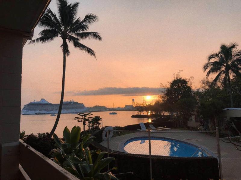 Hilo Reeds Bay Hotel