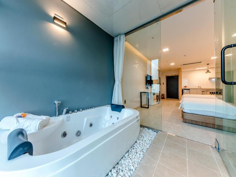 Jeju Ive Resort image