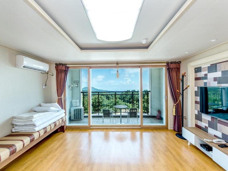 Jeju Ive Resort image