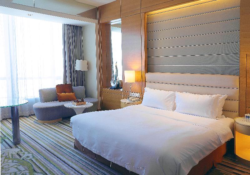 Holiday Inn Tianjin Riverside image
