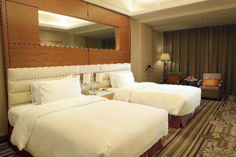 Holiday Inn Tianjin Riverside