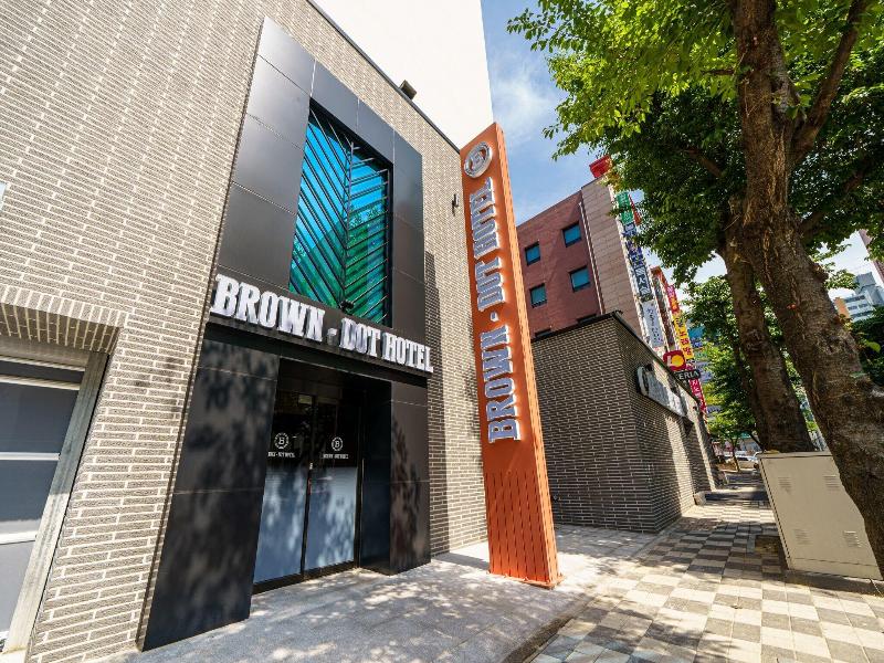Brown Dot Hotel Pungam image