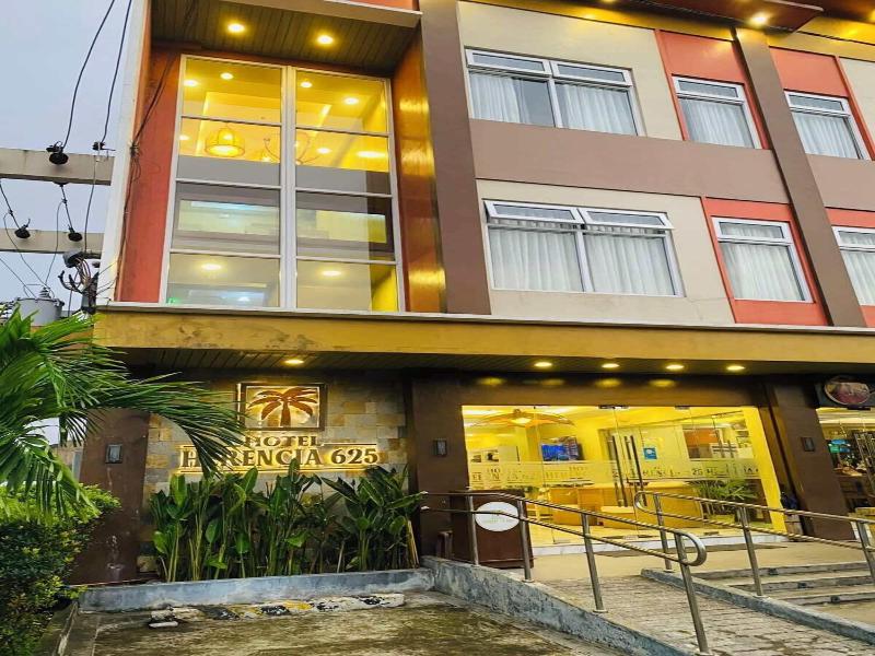 Hotel Herencia 625