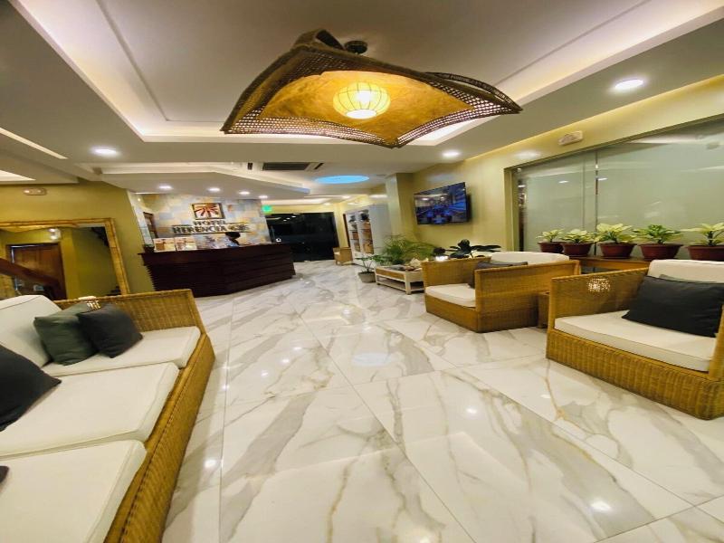 Hotel Herencia 625