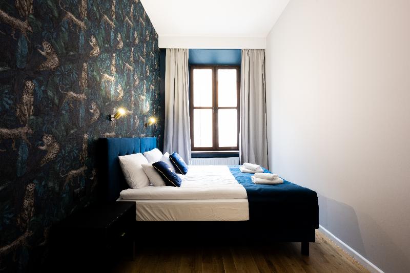 Bracka Main Square Apartments image