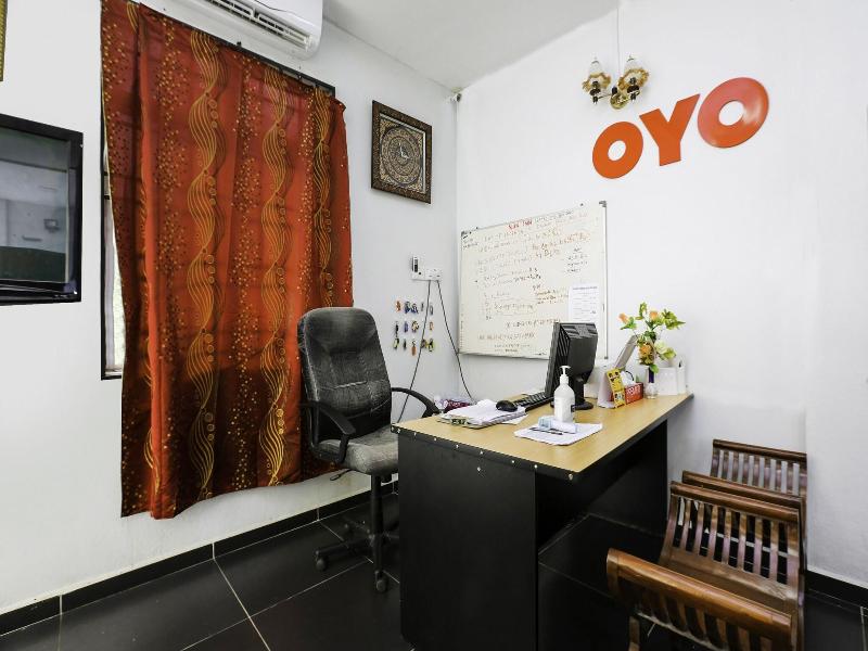 Oyo 89933 Nun Hotel