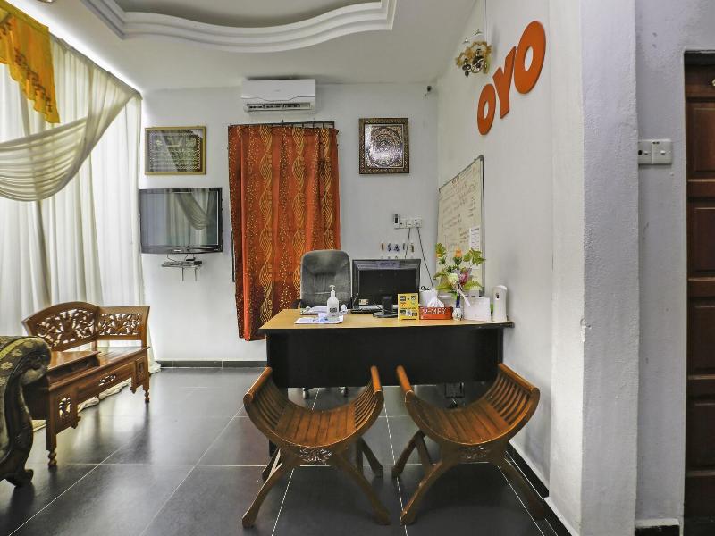 Oyo 89933 Nun Hotel