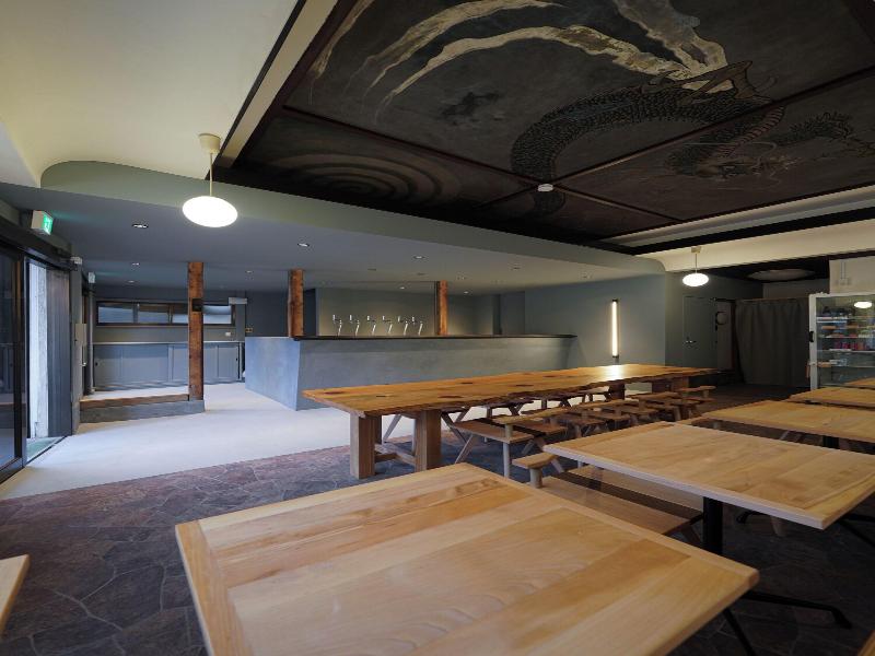 Wanderlust Inn image