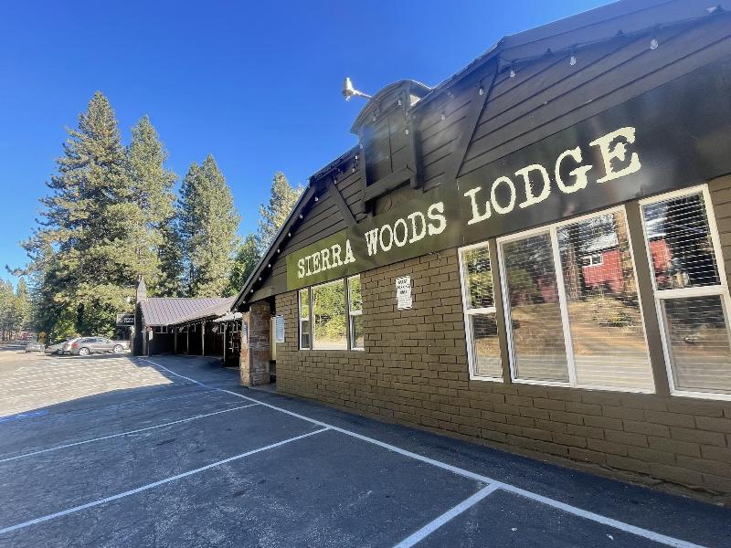 Sierra Woods Lodge image