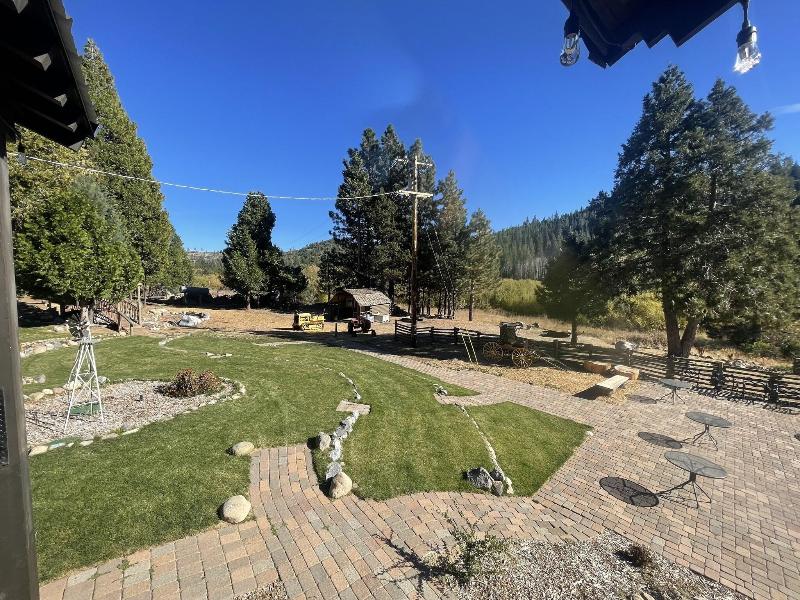 Sierra Woods Lodge image