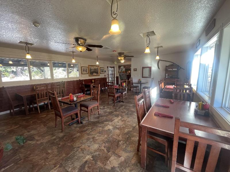Sierra Woods Lodge image