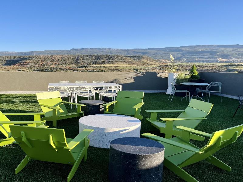 Skyview Hotel