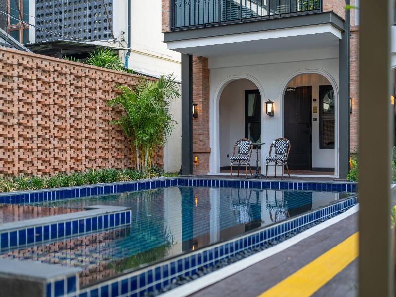 Shamrock Chiangmai Hotel image