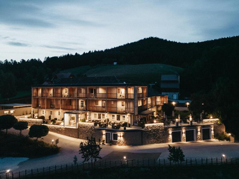 Hotel Muhr image