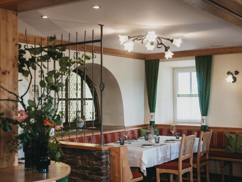 Hotel Muhr image