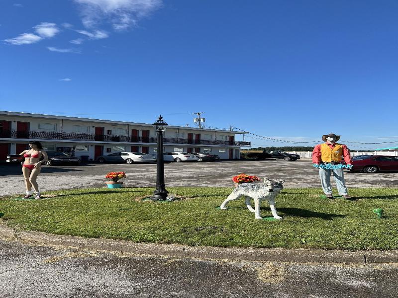 Motel Boutique By Wolf Inn image