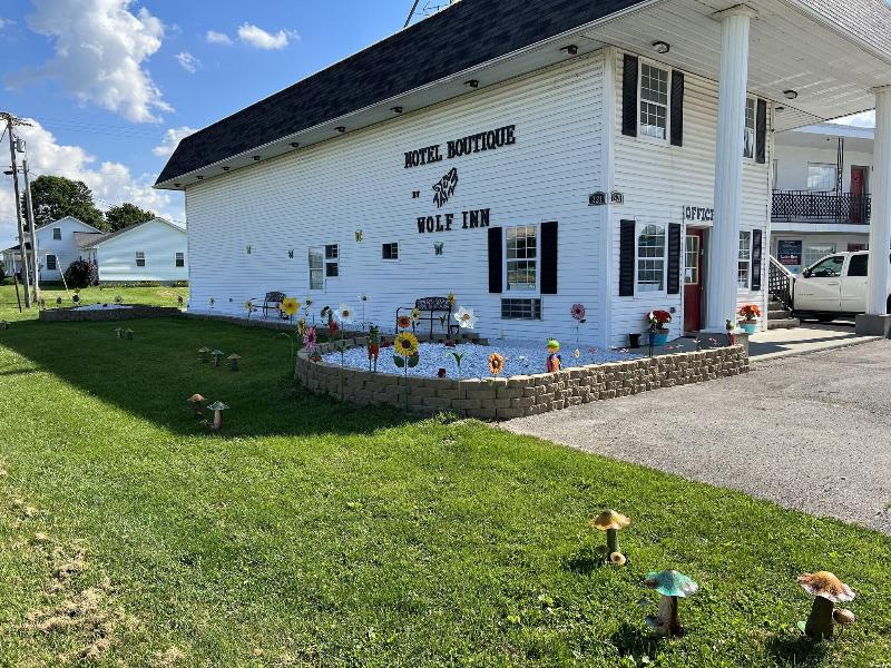 Motel Boutique By Wolf Inn image