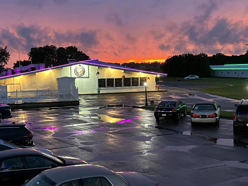 Motel Boutique By Wolf Inn image