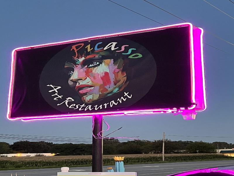 Motel Boutique By Wolf Inn image