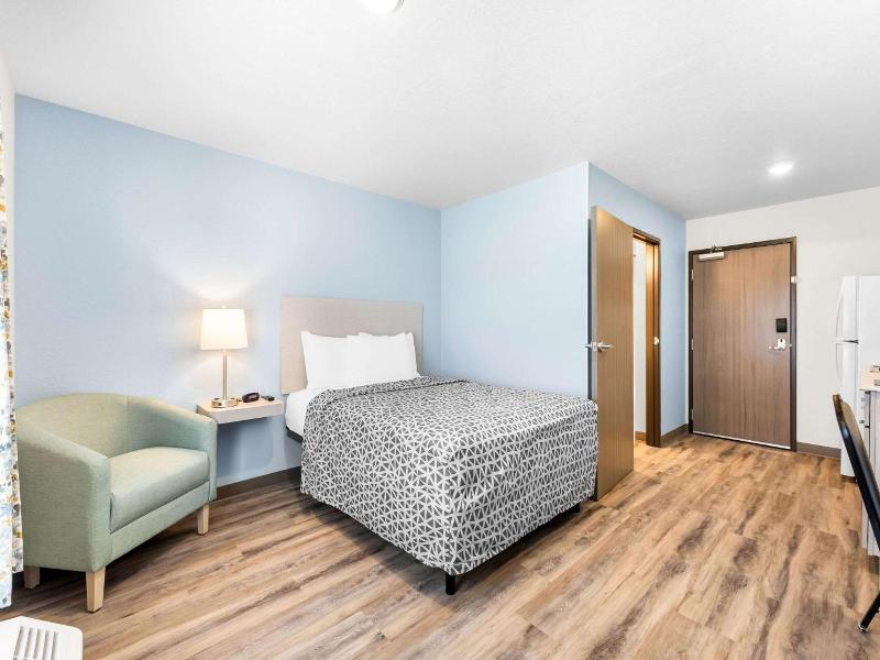 Woodspring Suites Bluffdale Salt Lake City