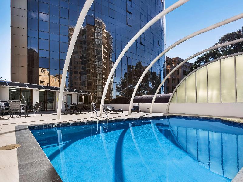 Novotel Sydney Parramatta image